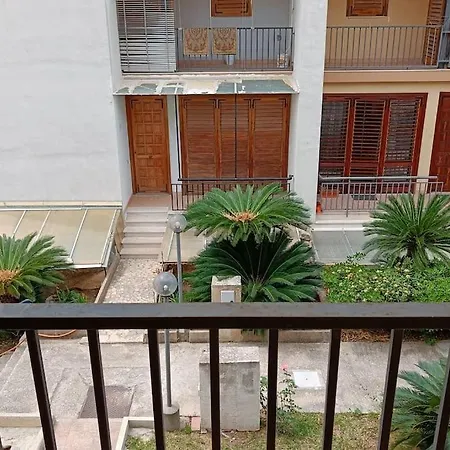 Leon's House